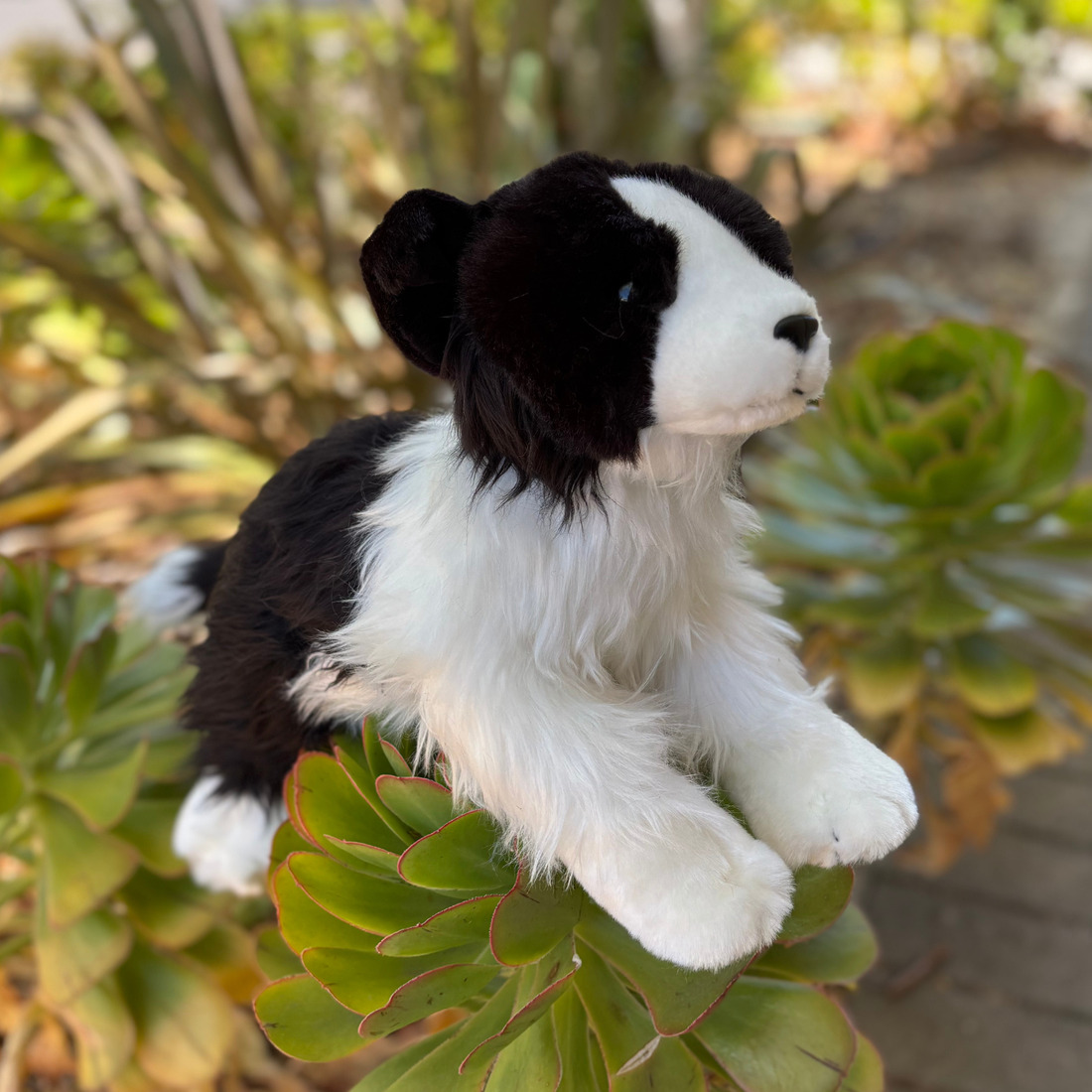 BABY PAWS Minis Beagle, Interactive Plush Carriable Puppy That Includes a Bag In BABY PAWS Minis Beagle, Interactive Plush Carriable Puppy That Includes a Bag In